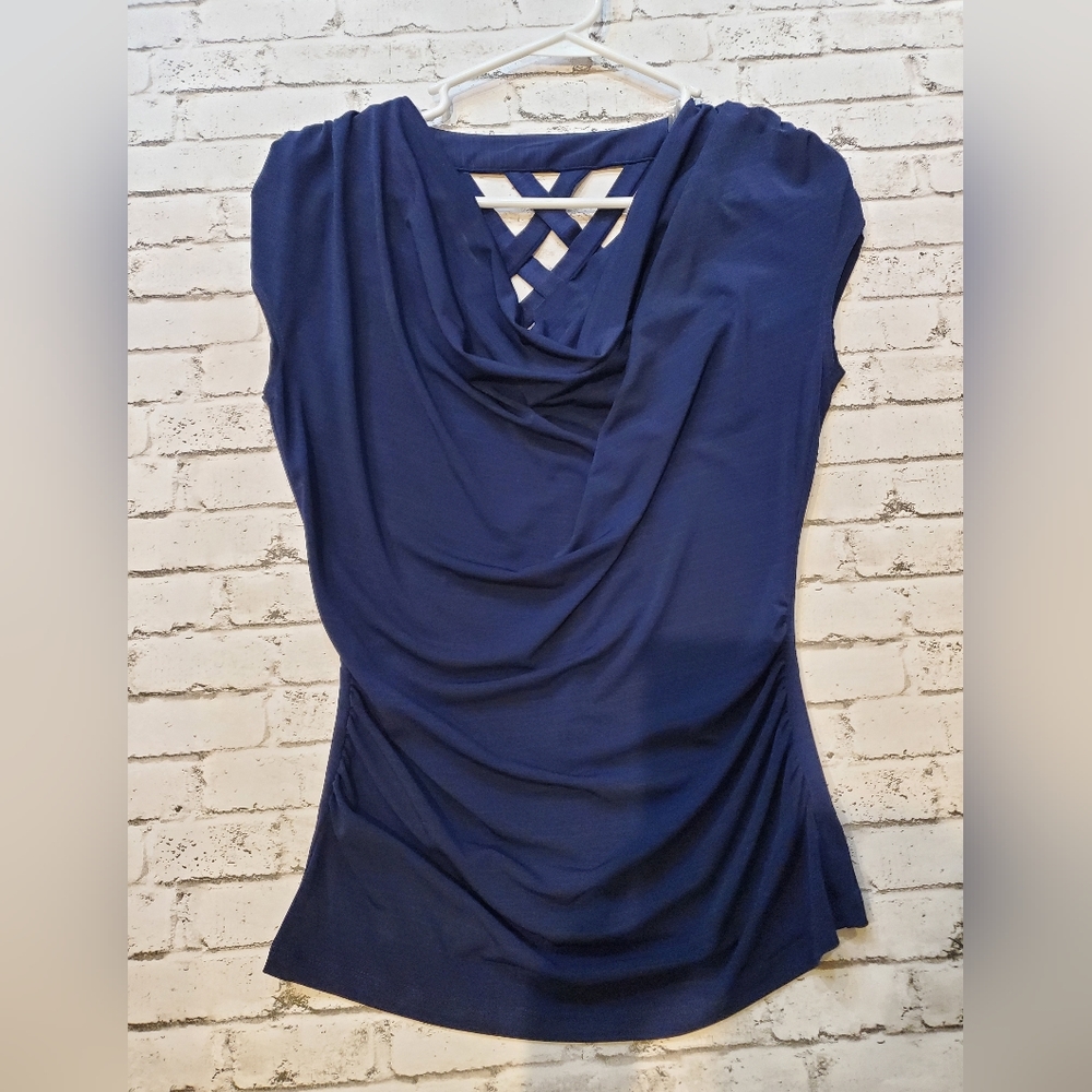 Womens Scoop Neck Navy Blue Top, Size Medium